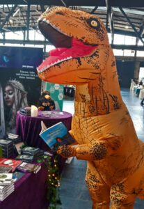 Sogar der Tyrannosaurus interessiert sich für Mary Anning
